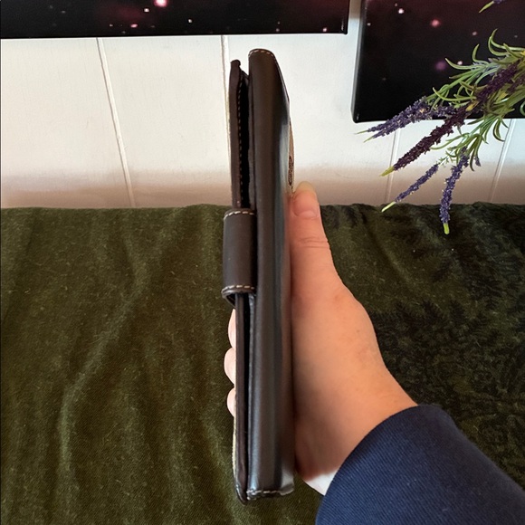 Vintage Gucci Heart Wallet - Picture 12 of 15